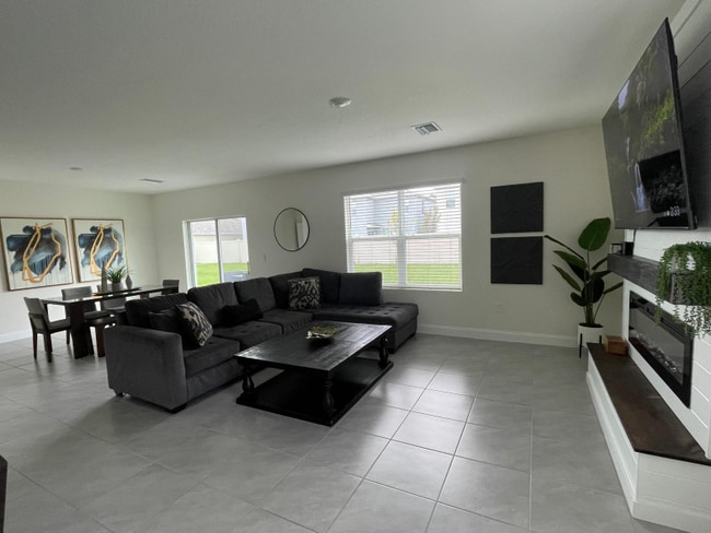 2771 Common Fig Run, Wesley Chapel, FL 33543 - photo 2