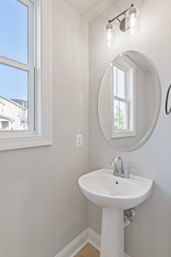 217 Springdale Rd, Waynesboro, VA 22980 - photo 7