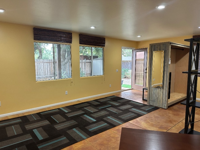 87 Rockaway Rd, Oak View, CA 93022 - photo 4