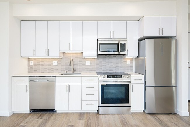 Portal Apartments, Seattle, WA 98103 - photo 4