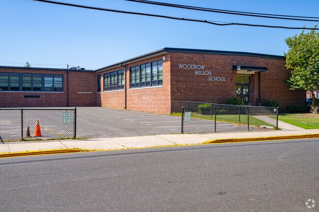 Woodrow Wilson School has a student to teacher ratio of 9-1.