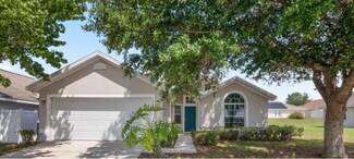 228 Grantham Dr, Davenport, FL 33897