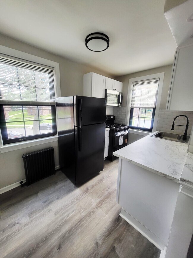 3271 Rutledge Walk, Camden, NJ 08104 - photo 2