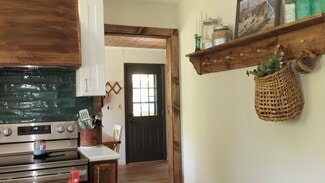 615 Tank Hill Rd, Gatlinburg, TN 37738