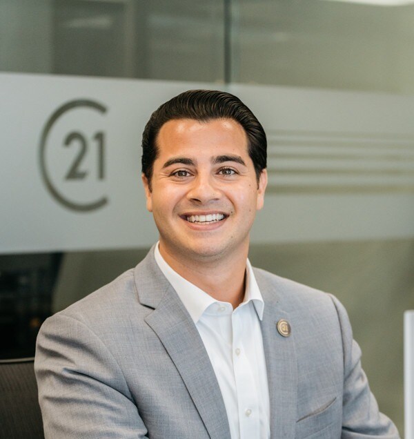 Agent Photo