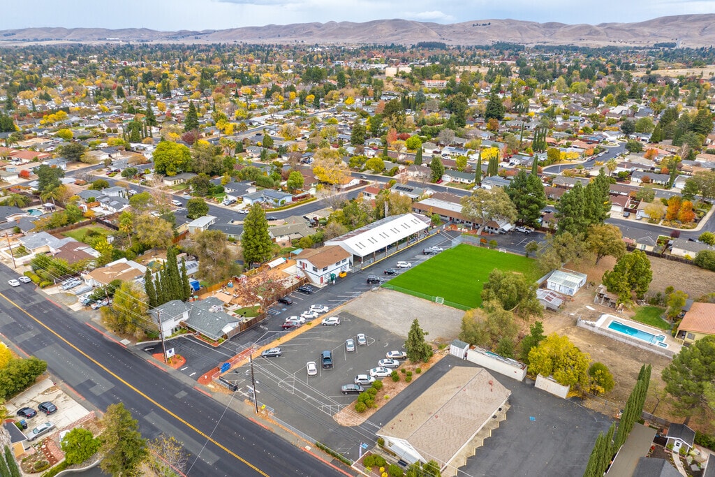 Wood Rose Academy has Catholic virtues-based character development and small class sizes.