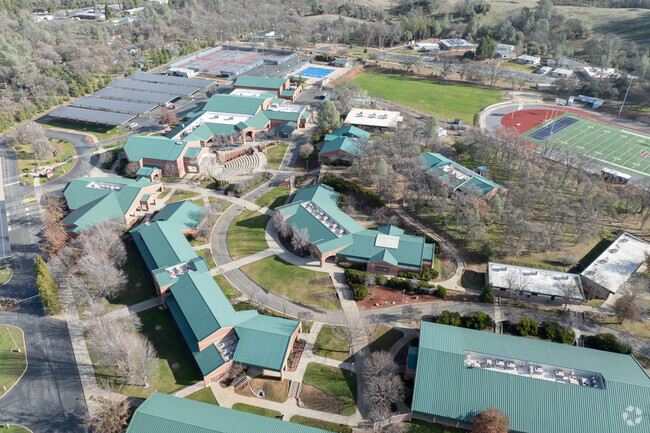 Union Mine High School serves students in grades 9-12.