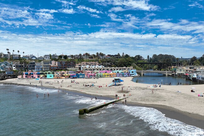 The Pleasure Point neighborhood has wonderful beaches.