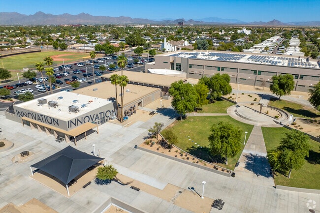 Scottsdale’s Saguaro High has plenty of outdoor space for students to mingle between classes.