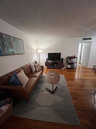 320 Lakeview St Unit 203, Orlando, FL 32804