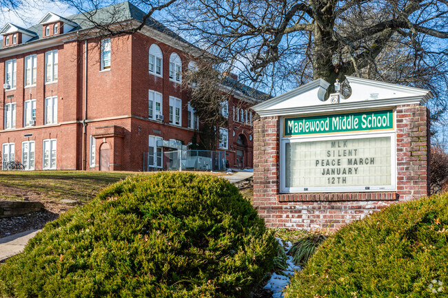 Maplewood Middle School serves Maplewood, NJ.
