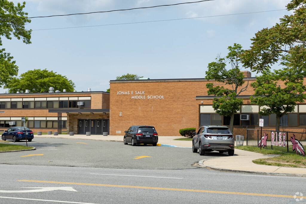 The Jonas E Salk Middle School in Levittown, NY recently received the honor of being designated as a middle level NYS school to watch.