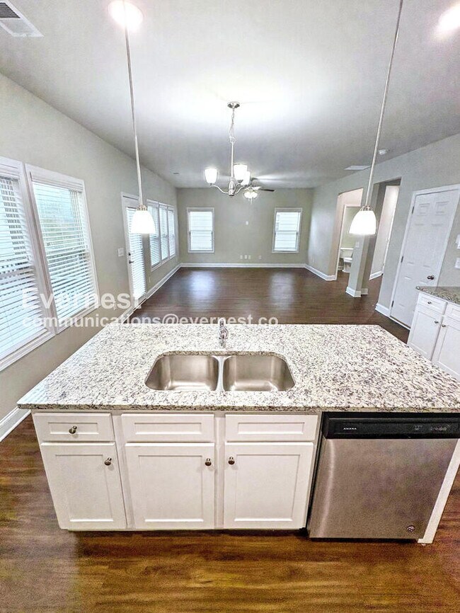 130 Mandy Ln, Covington, GA 30014 - photo 3