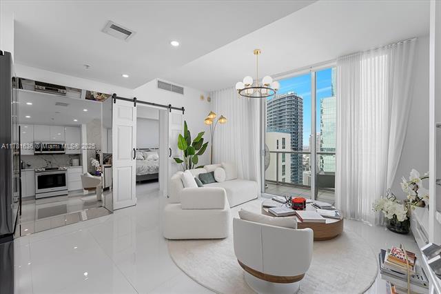 Met One unit T3709, Miami, FL 33131 - photo 6