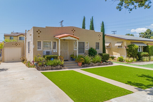 Many older homes, some built in the 1940's, in Chula Vista have been meticulously maintained.