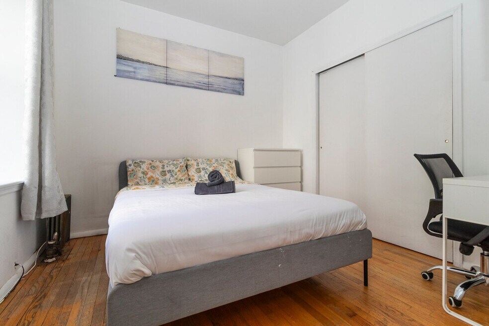 340e E 93rd St unit ID1058697P, New York, NY 10128 - photo 1