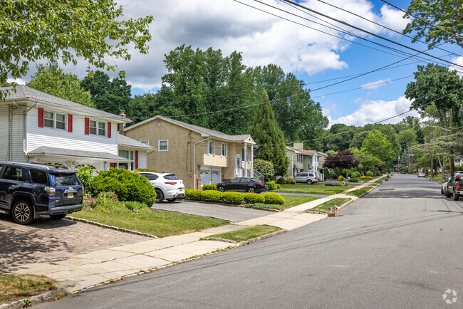 Roseland remained a small rural town until the late 1950's when goods manufacturing boomed here.