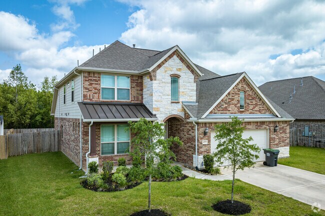 Pearland has some beautiful new track homes available.