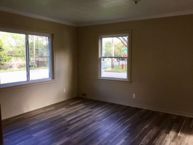 6289 Marsh Rd, Haslett, MI 48840 - photo 5