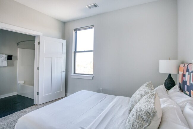 1016 18th Ave S unit ID1014404P, Nashville, TN 37212 - photo 6