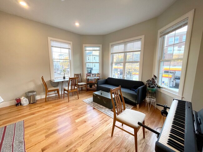 1619 Tremont St unit 2, Boston, MA 02120 - photo 2
