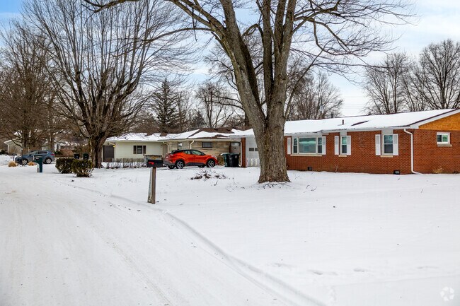 Many homes were built in the 1900s in Western.