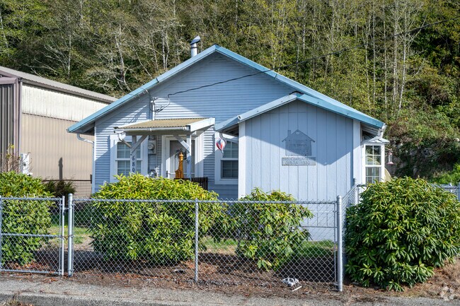 Beautiful family homes can be found in the Winchester Bay neighborhood