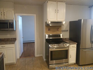 823 Dorchester Ave Unit 2, Boston, MA 02125