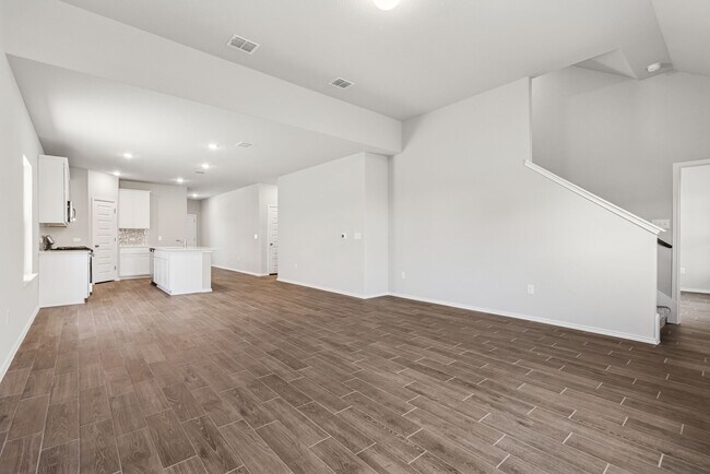 4800 Seadrift Dr unit 36448136, Austin, TX 78747 - photo 2