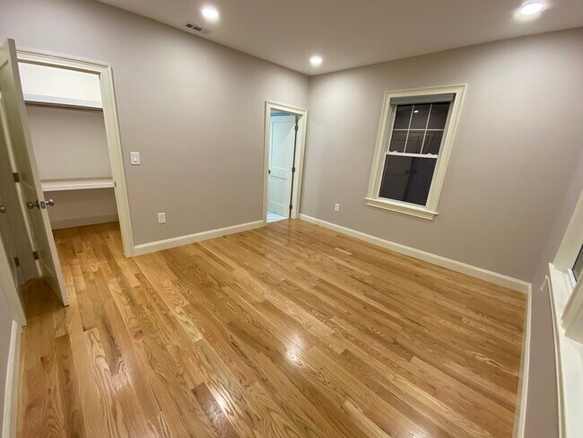 583 Highland Ave unit 1b1b w shared kitch, Malden, MA 02148 - photo 6