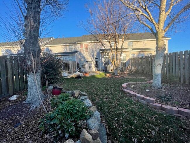 4036 Holly Villa Cir, Indian Trail, NC 28079 - photo 4