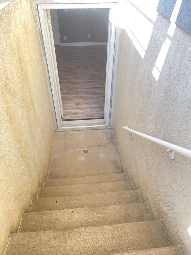 719 W 2175 N, Layton, UT 84041 - photo 3