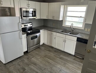 2232 Ousdahl Rd, Lawrence, KS 66046