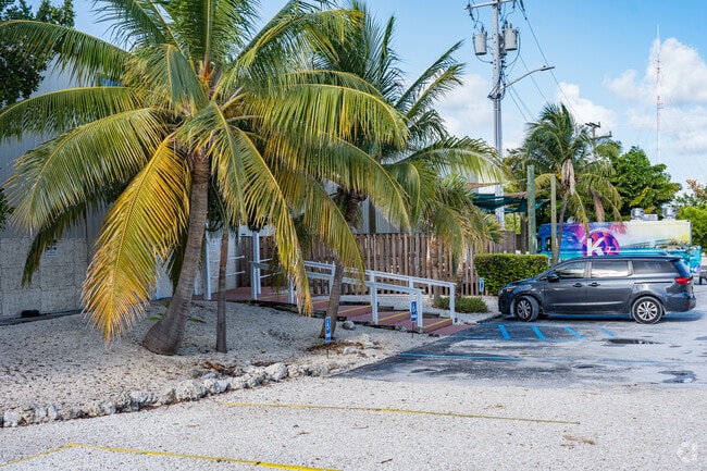 Vineyard Christian Church School