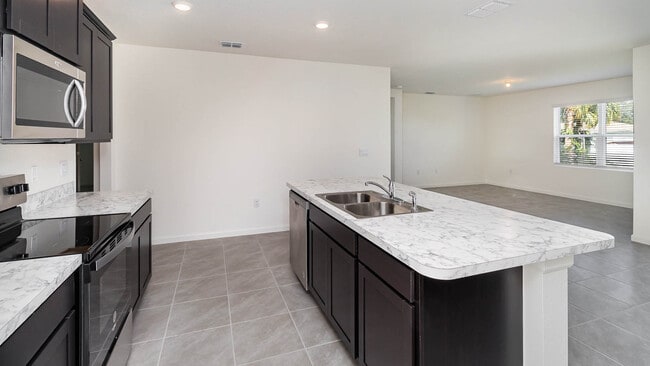 811 de Groodt Rd SW, Palm Bay, FL 32908 - photo 5