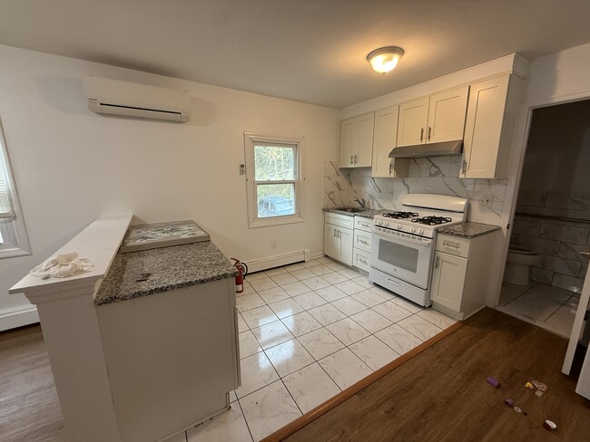 173 US Highway 46 unit 2, Mine Hill, NJ 07803 - photo 4