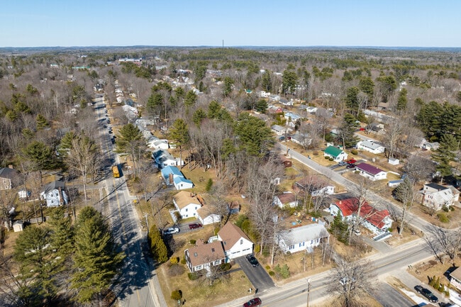 Aerial photo of the Barrows Drive neighborhood in Topsham, Maine