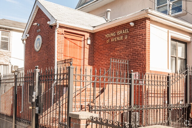 Yeshivat Or Hatorah is a good school choice for Jewish families