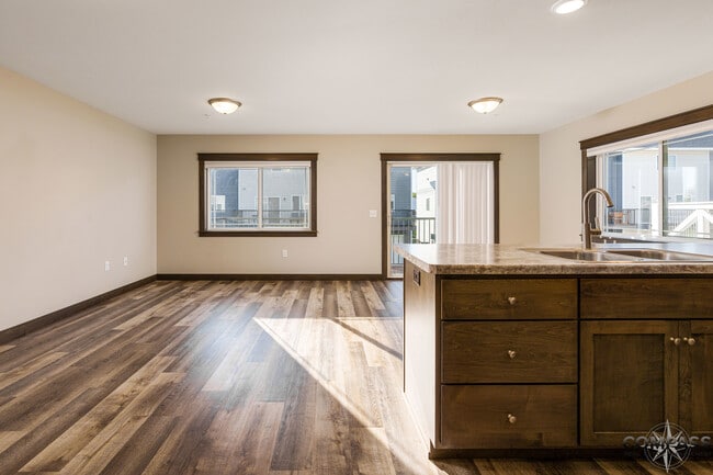 2953 Eldorado Blvd, Eau Claire, WI 54701 - photo 5