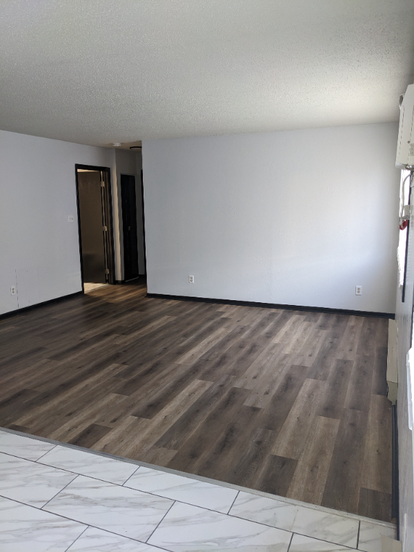 300 Hopp Ave Unit 8, Nicollet, MN 56074
