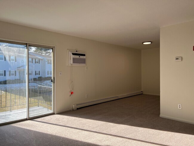 6 Yew Ct unit G, Fishkill, NY 12524 - photo 4