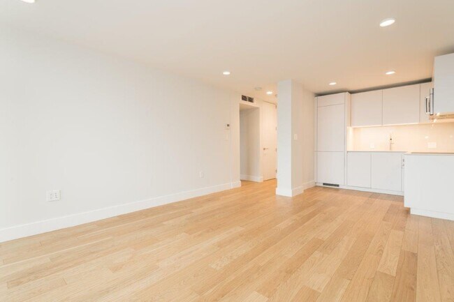 330 Harvard St unit 3, Cambridge, MA 02139 - photo 5