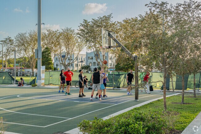 The basketball courts in Shenandoah Park are very popular in Coral Way.