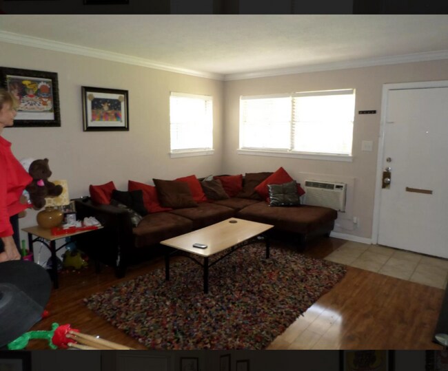 3619 Garrott St unit 25, Houston, TX 77006 - photo 6