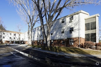 1350 Collyer St, Longmont, CO 80501