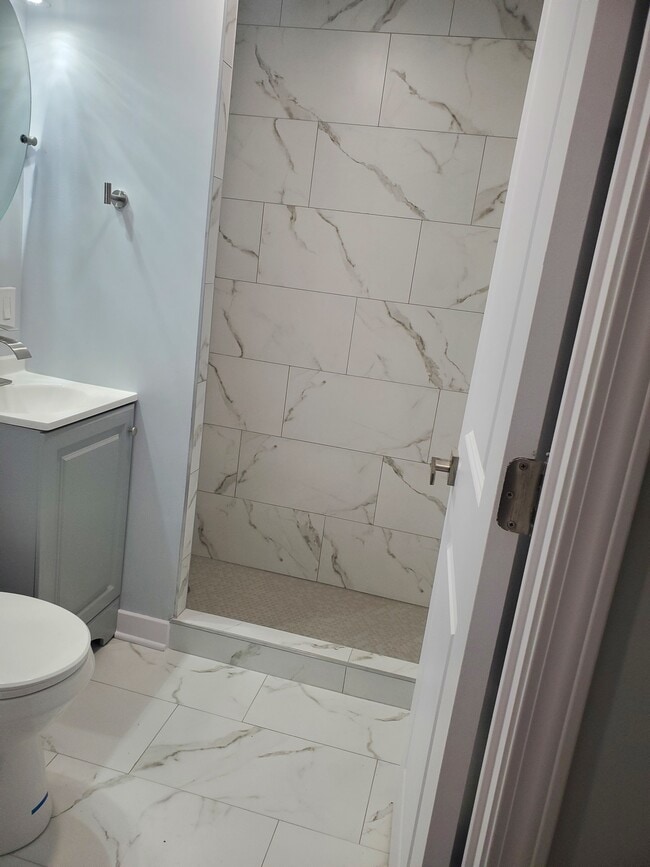 3118 N Central Park Ave unit 2R, Chicago, IL 60618 - photo 3