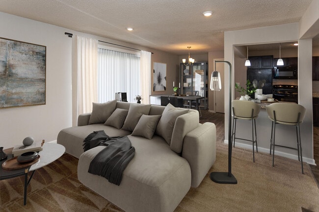 Midtown Square Apartment Homes by Callio Properties, Red Bank, TN 37415 - photo 4