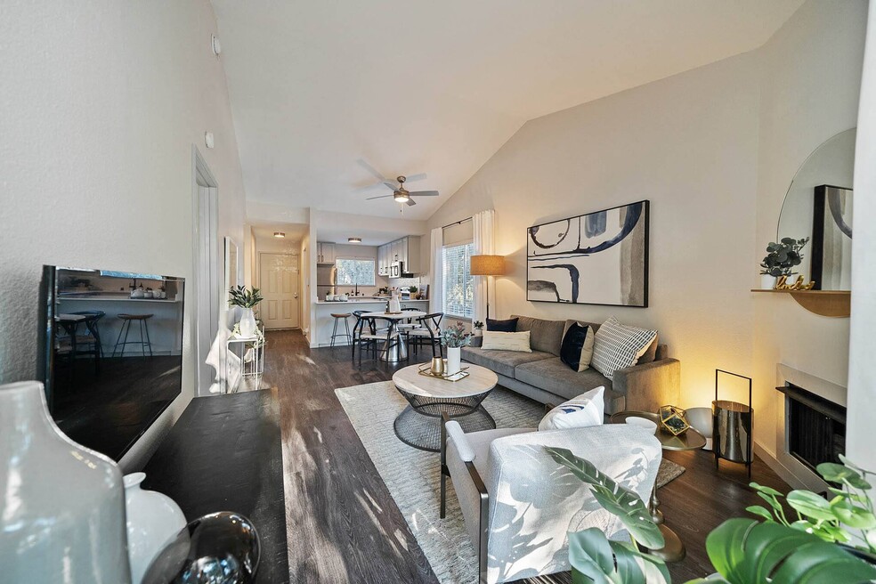 Bay Village, Vallejo, CA 94590 - photo 1