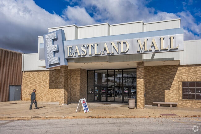 The Eastland Mall in nearby Bloomington offers residents convenient access to major retailers.