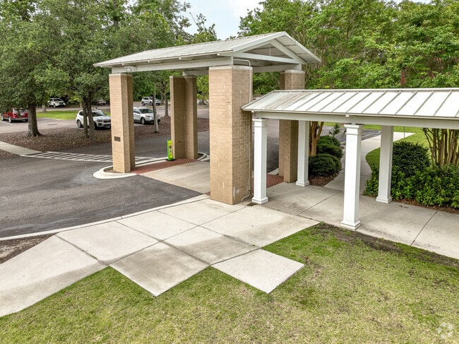 A covered waiting area at the Palmetto Christian Academy Mount Pleasant, S.C.
